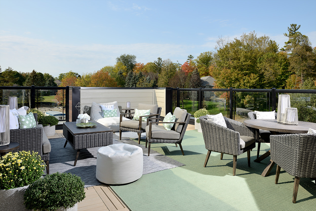 The Towns on Bayview image