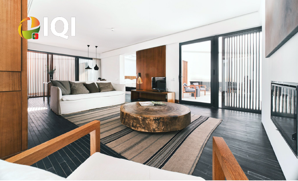 L'and Vineyards image