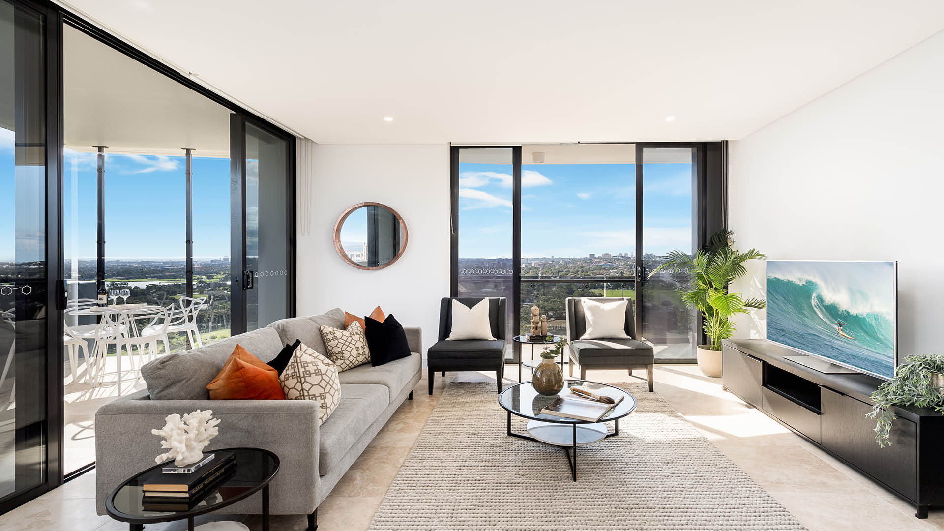 Pagewood Centro Uccello image