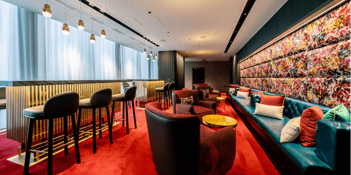 Wardian London image