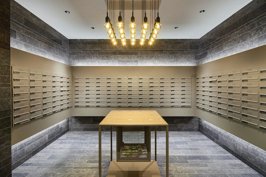 Wardian London image