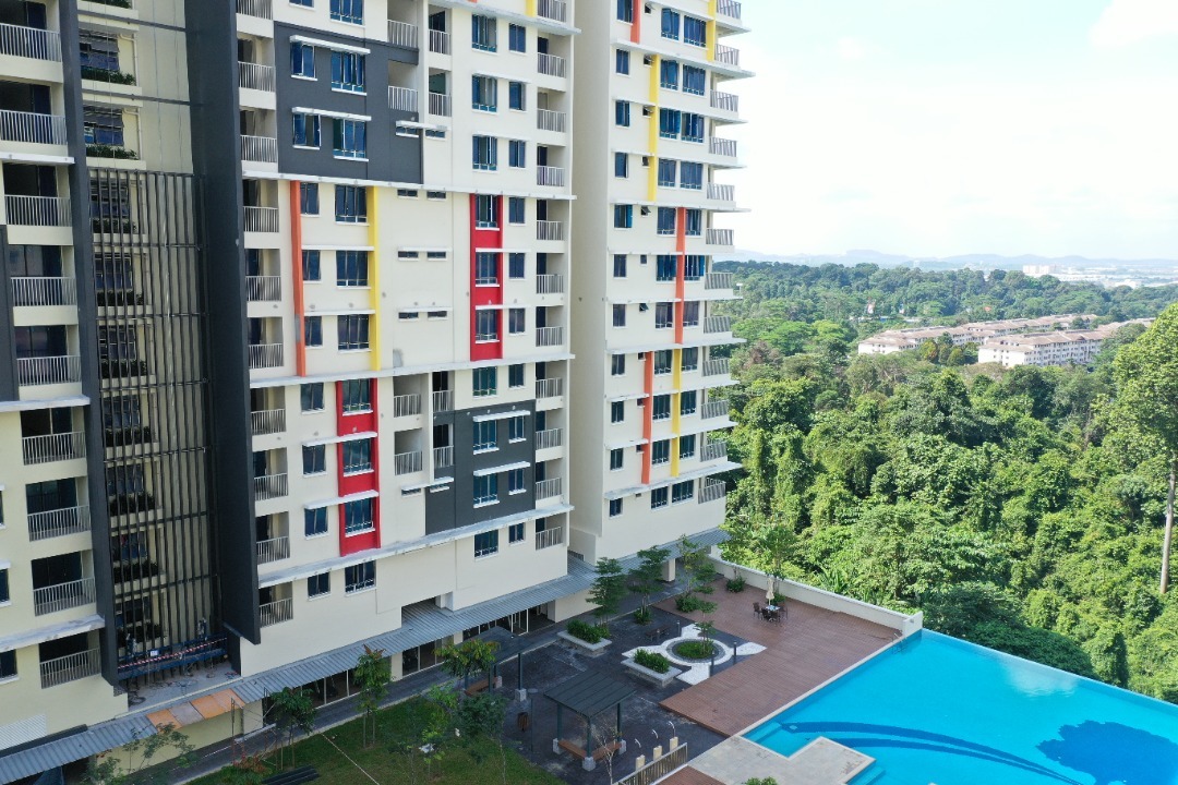 Alpinia Residence image