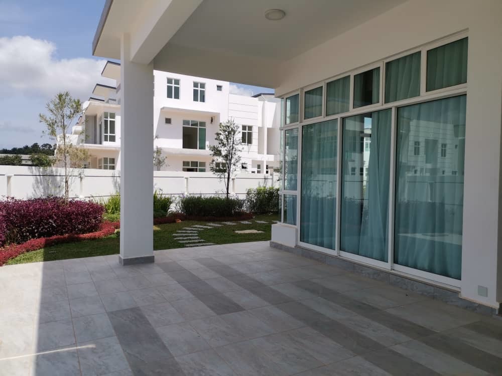 KSL Mutiara Bestari Taman Nusa Bestari image