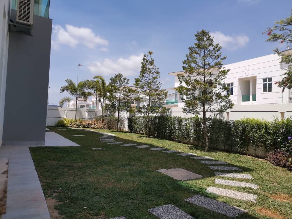 KSL Mutiara Bestari Taman Nusa Bestari image