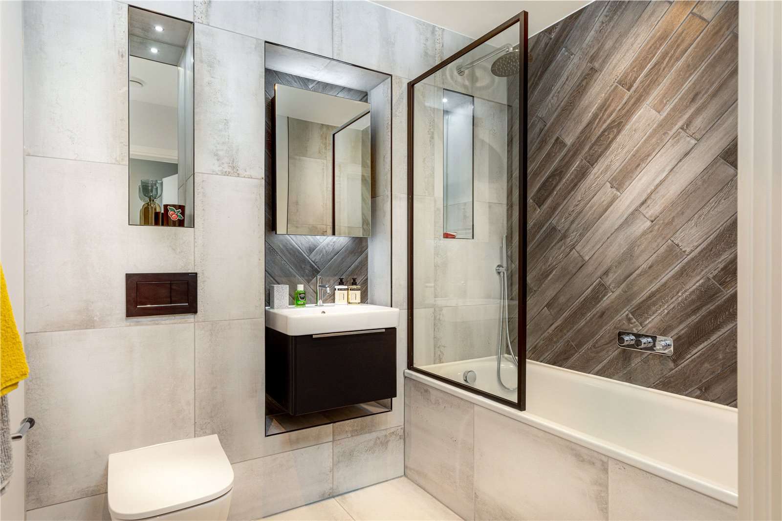 Horlicks Quarter image