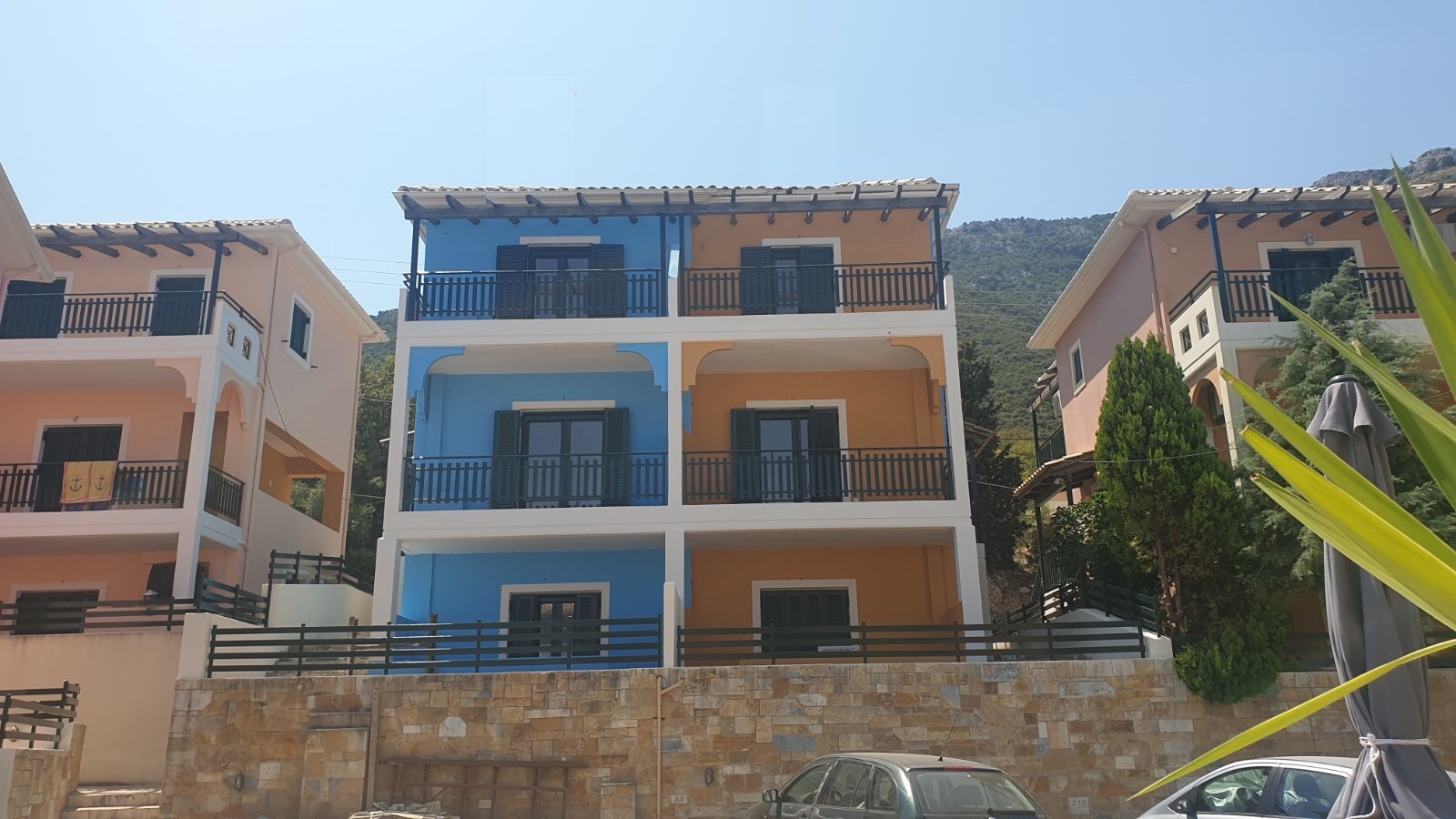 Nikiana Maisonettes image