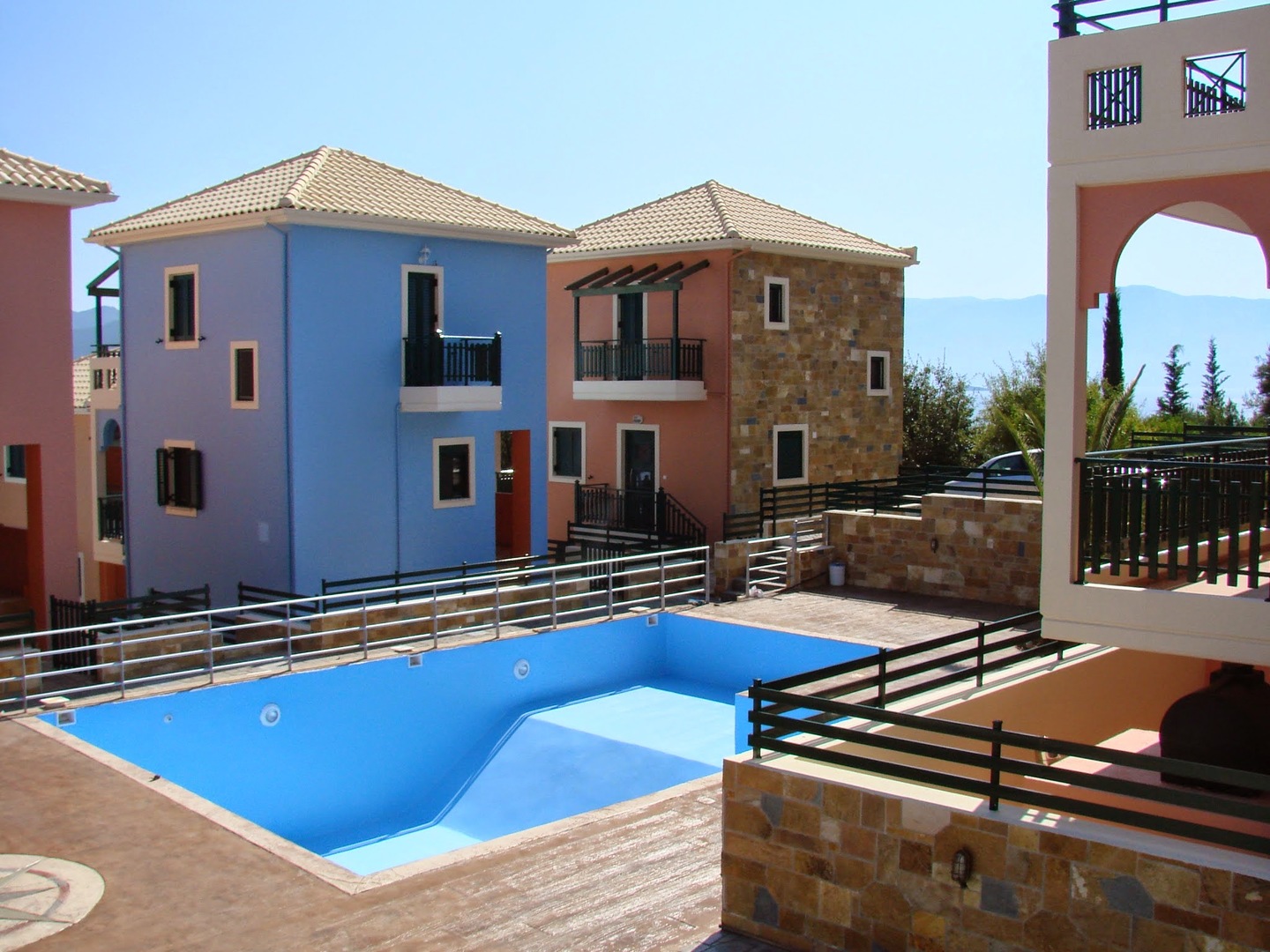 Nikiana Maisonettes image