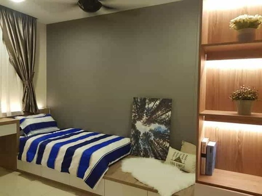 Lagenda Teluk Intan image