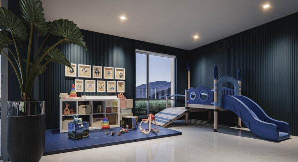 Plaza West District image