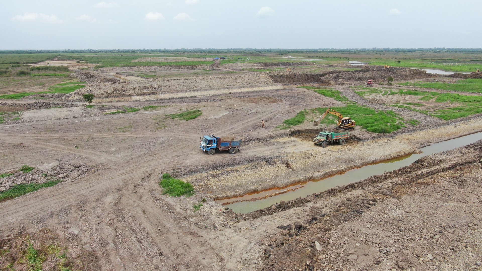 Bopha  Kbal Chroy Land image