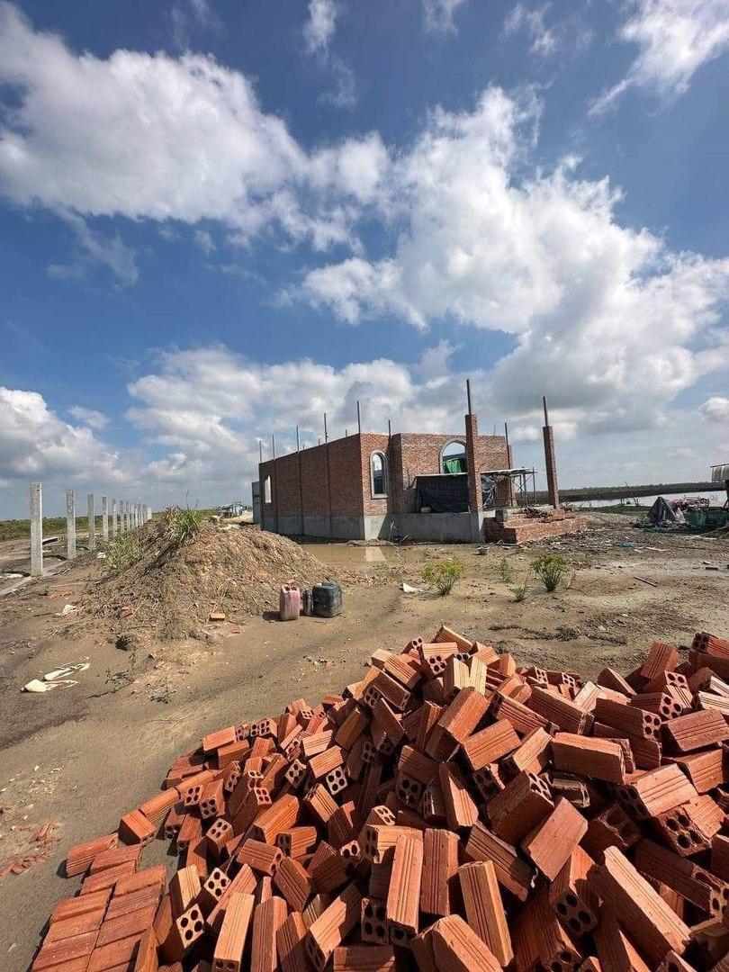 Bopha  Kbal Chroy Land image