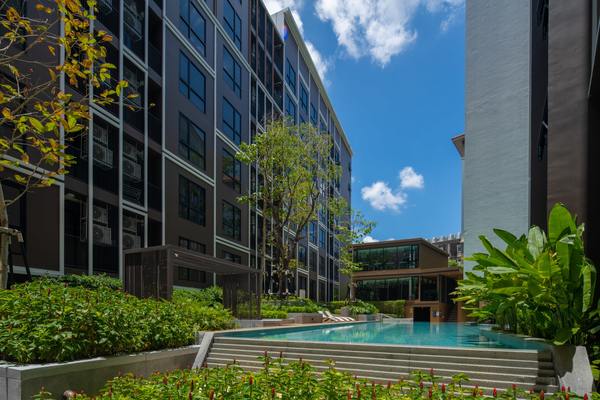 The Shade Sathorn 1 | IQI Global 7