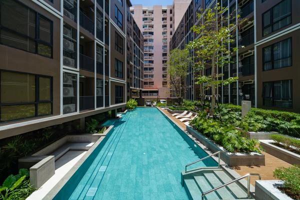 The Shade Sathorn 1 | IQI Global 13