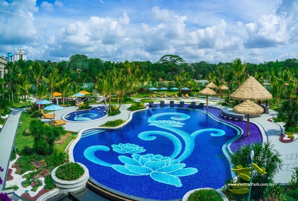  Country Garden Central Park image