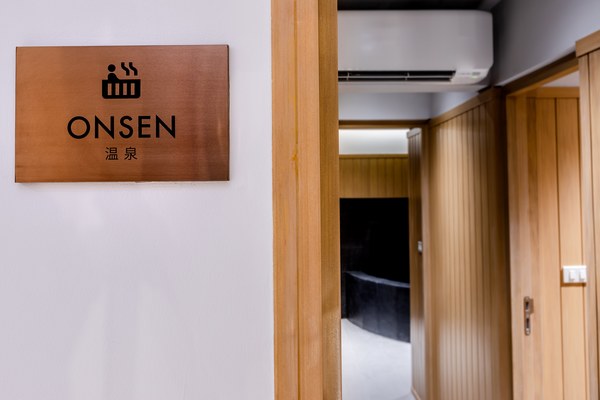 Runesu Thonglor 5 image