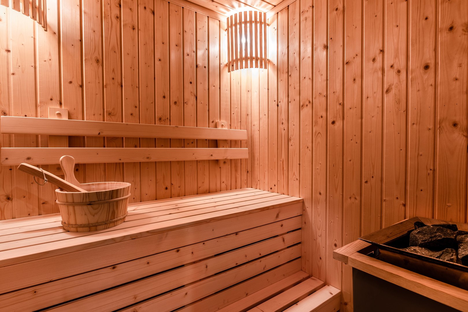 Runesu Thonglor 5 image