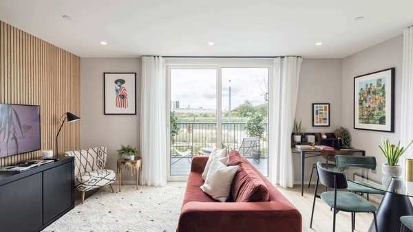 Poplar Riverside | IQI Global 40