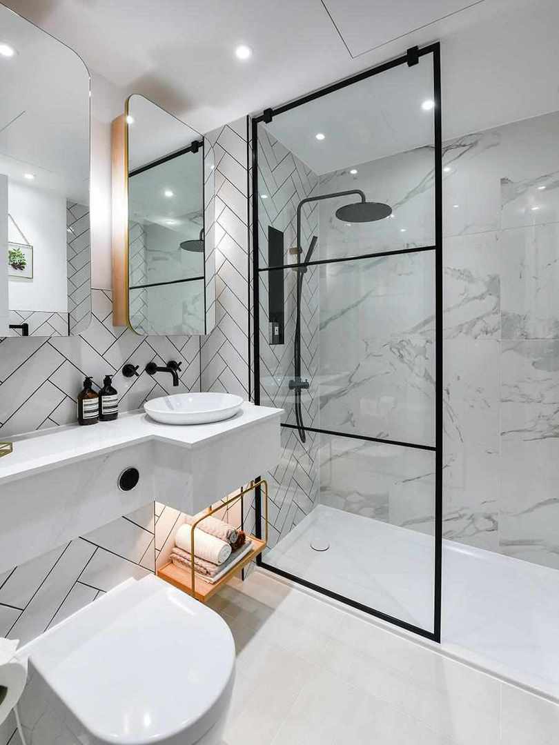 250 City Road - Valencia Tower image