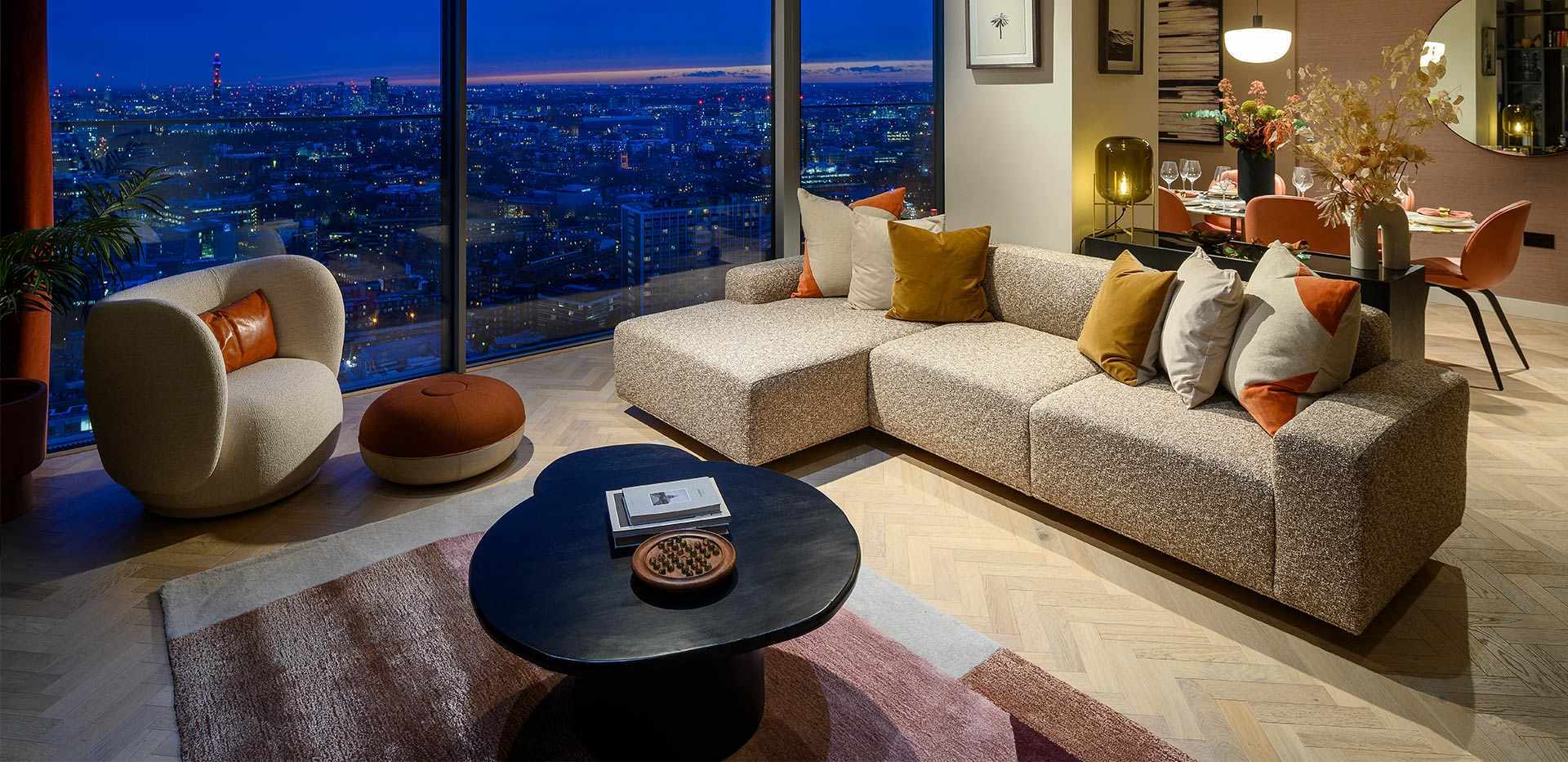 250 City Road - Valencia Tower image