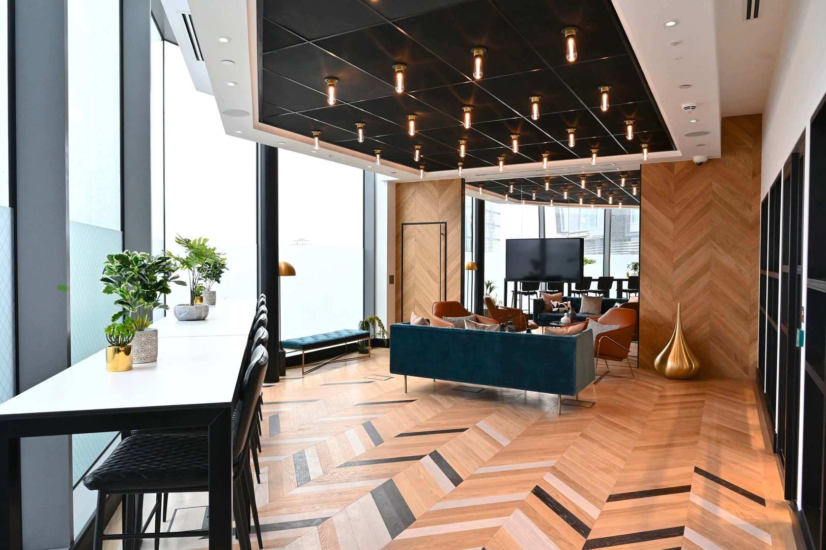 250 City Road - 10.04 Carrara Tower image