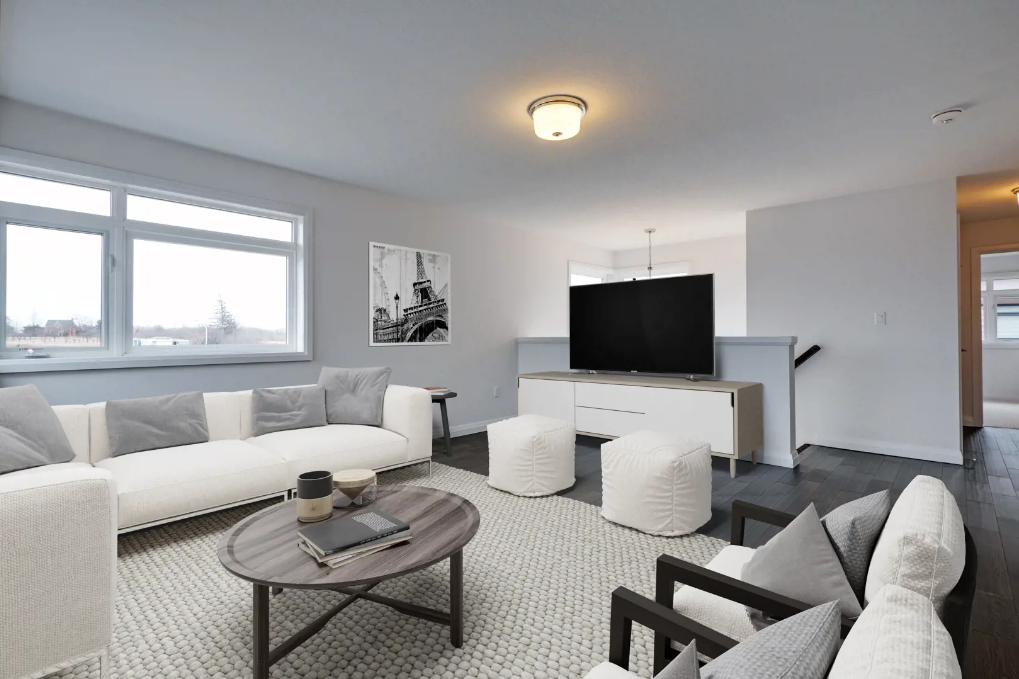 Expressions at Simply Grand image