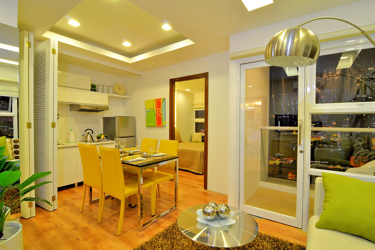 Paseo De Roces Condominiums image