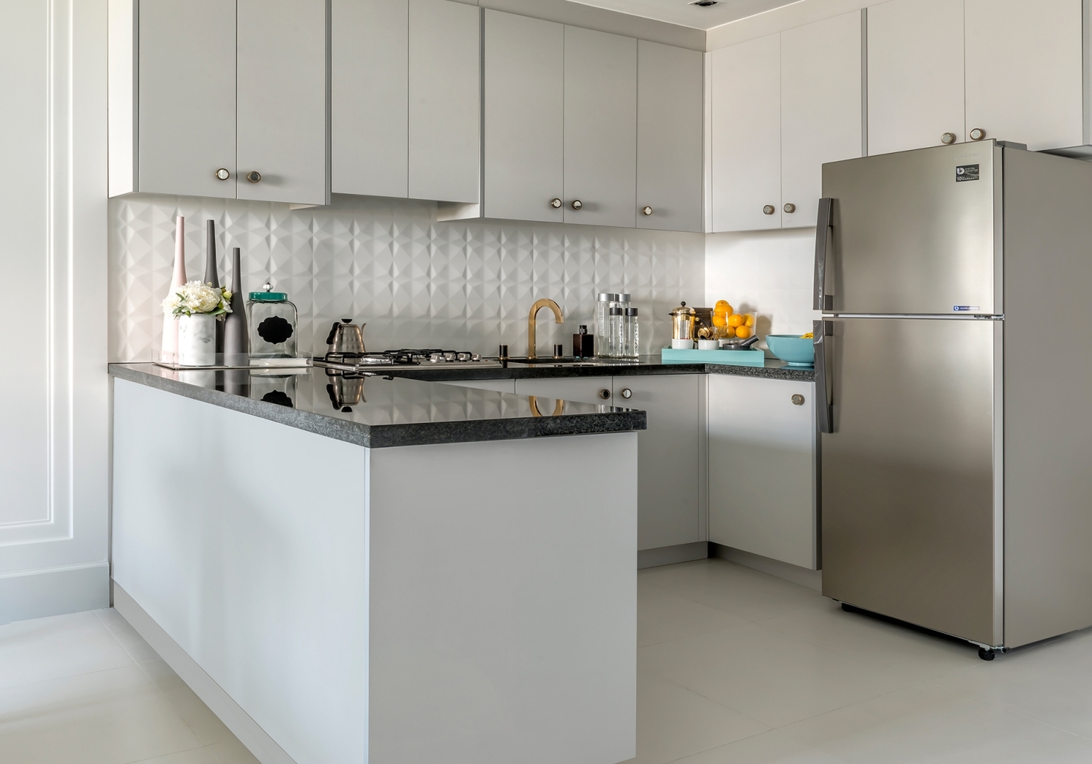 Maven at Capitol Commons image