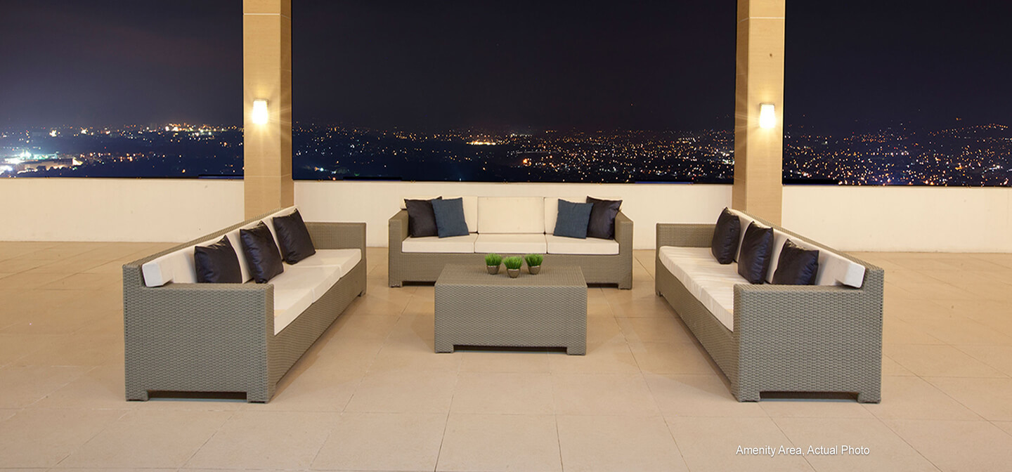 Live Like A Star In Blue Residences image