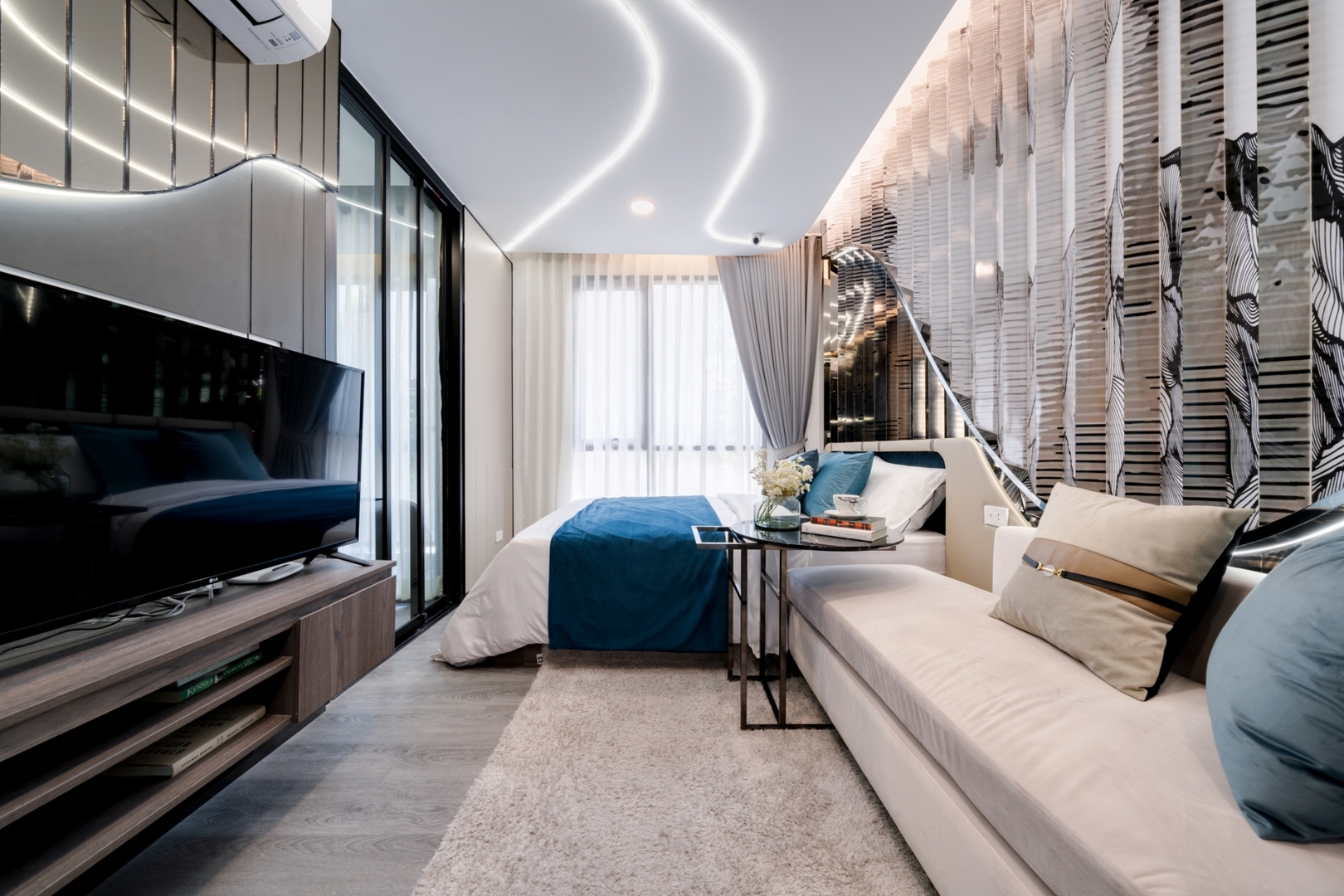 The Origin E22 Station image