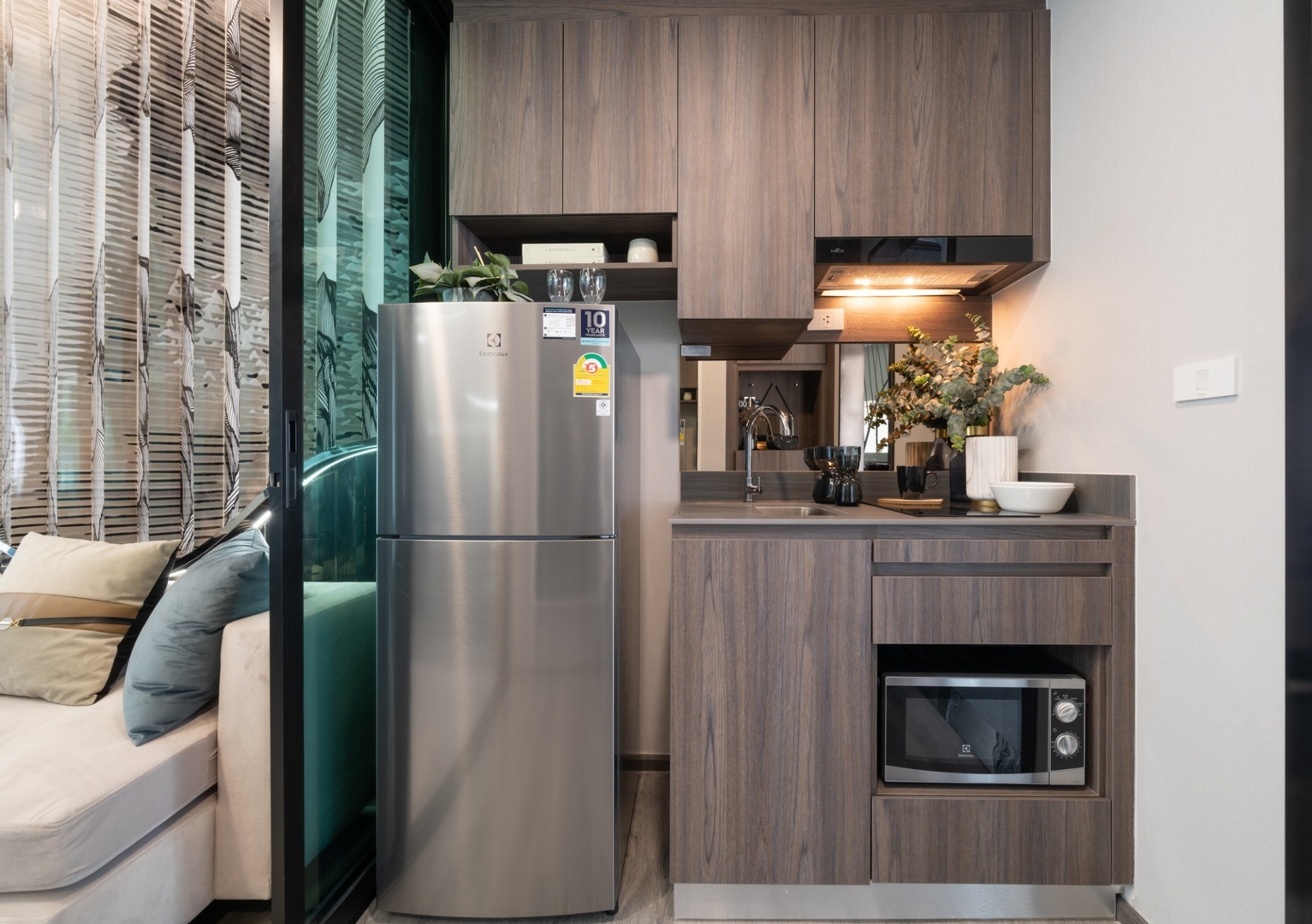 The Origin E22 Station image