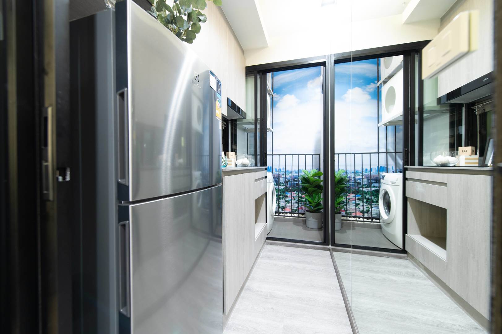 The Origin E22 Station image