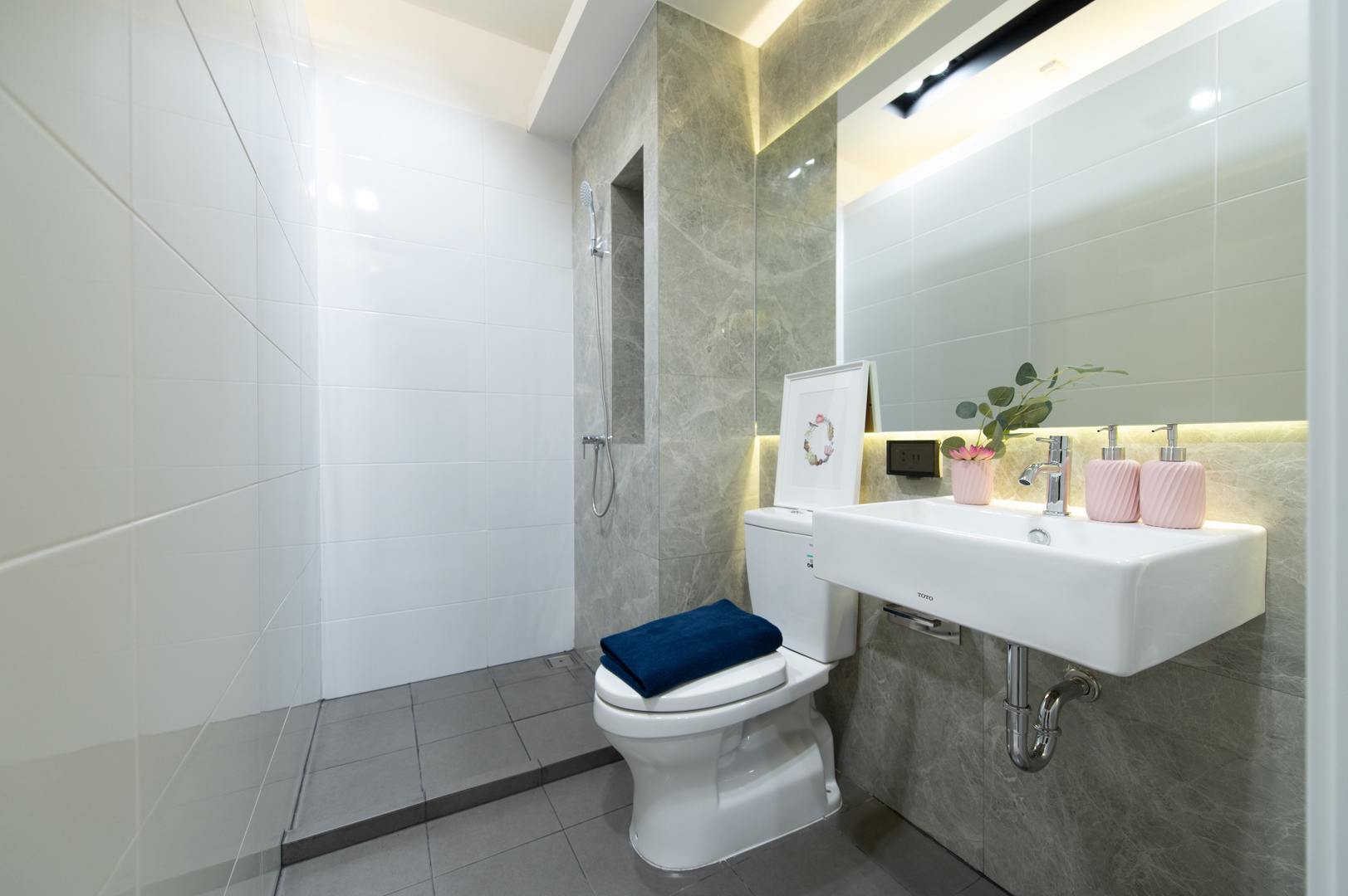 The Origin E22 Station image