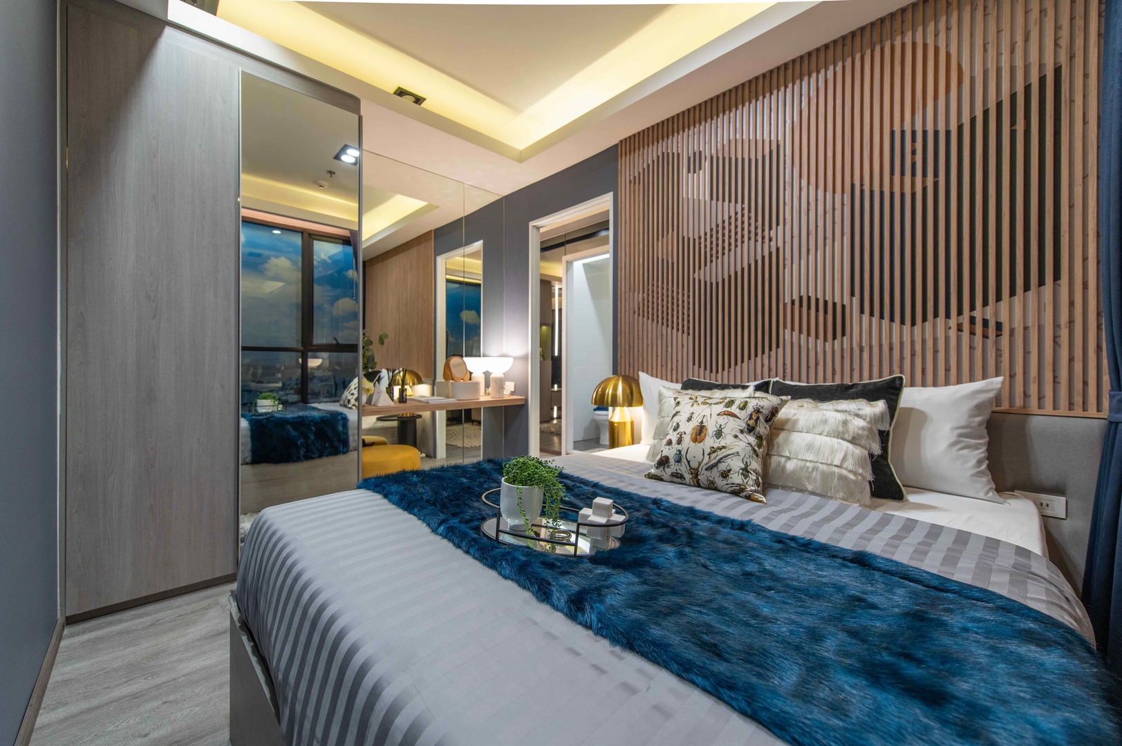 The Origin E22 Station image