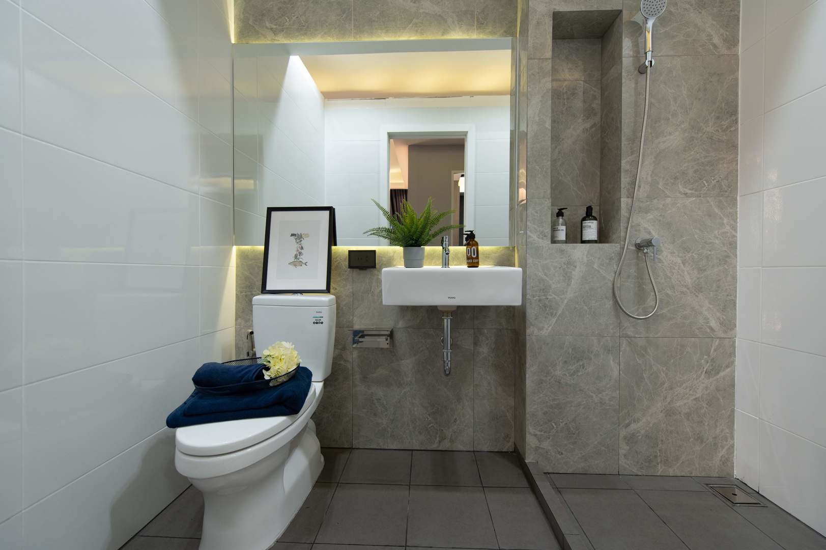 The Origin E22 Station image