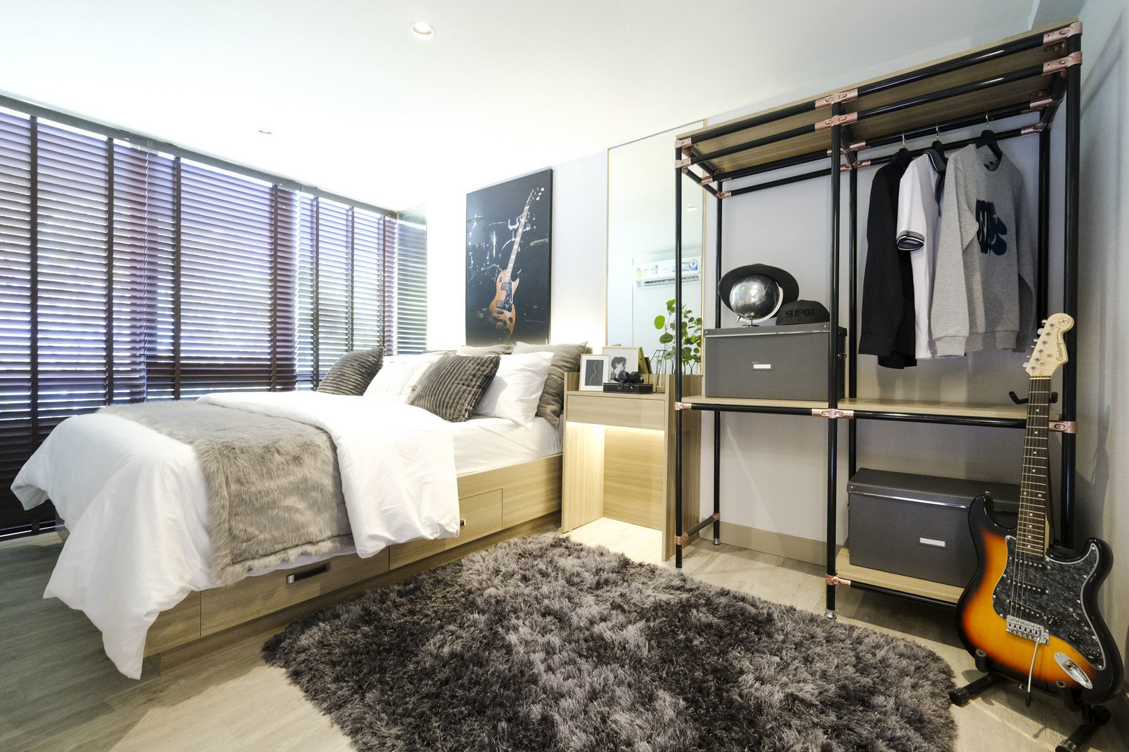 Altitude Unicorn Sathorn-ThaPhra image