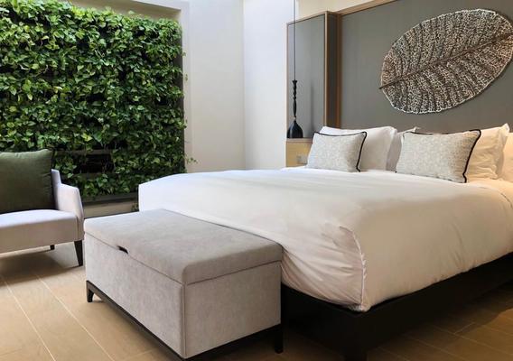 Banyan Tree Residences | IQI Global 35