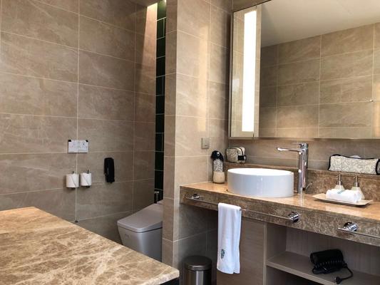 Banyan Tree Residences | IQI Global 40