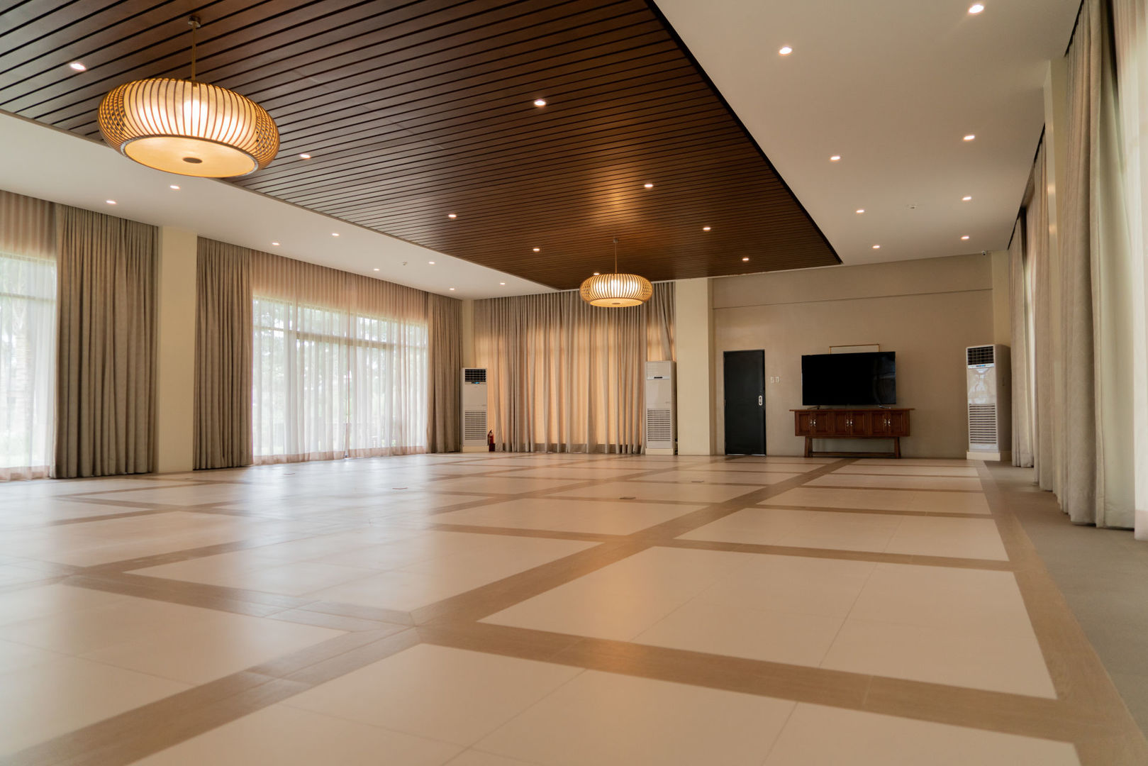 The Larsen Tower image