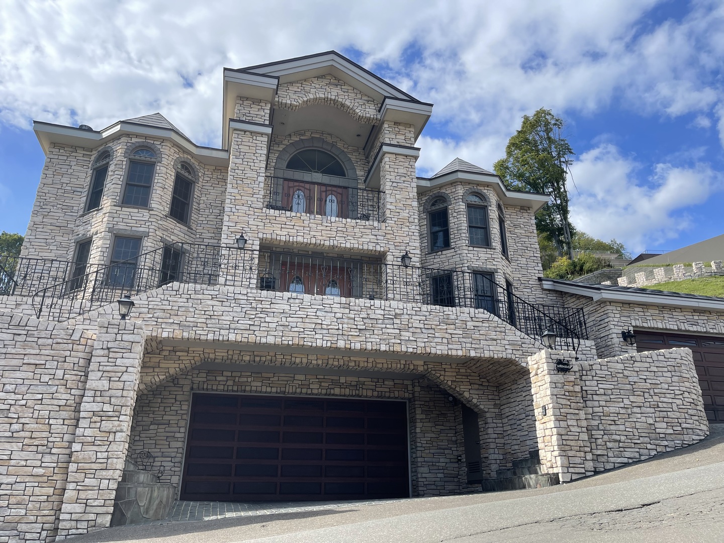 Miyanomori Castle image