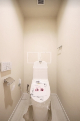 Yokohama portside Roar Ichibankan 701 image