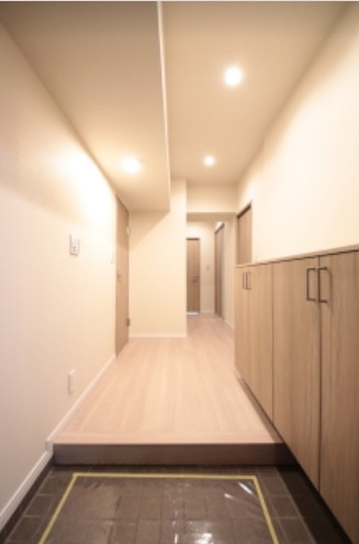 Yokohama portside Roar Ichibankan 701 image