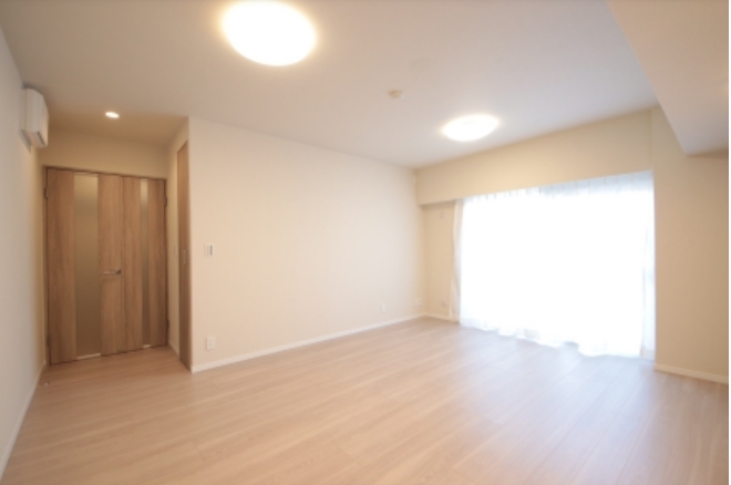 Yokohama portside Roar Ichibankan 701 image