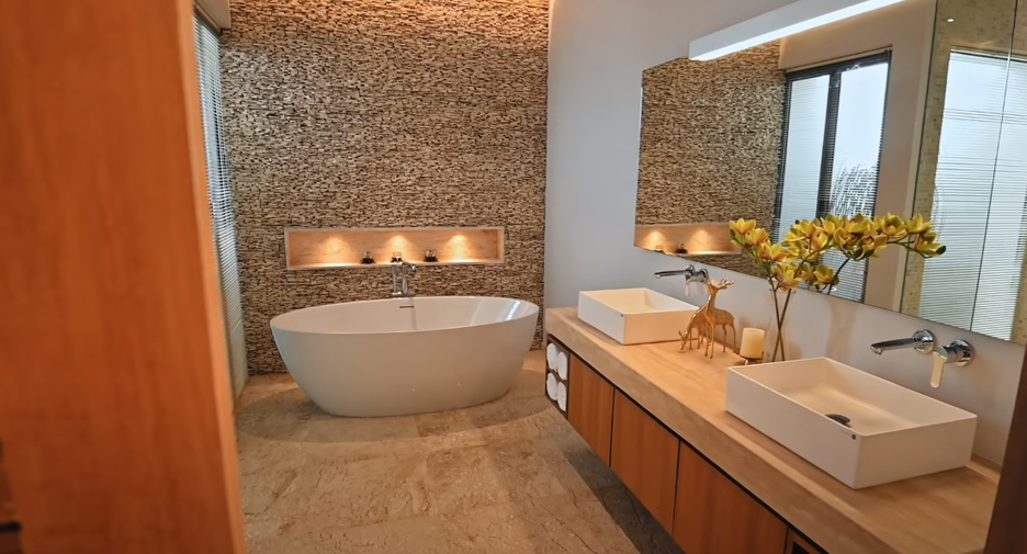 Anchan Mountain Breeze image