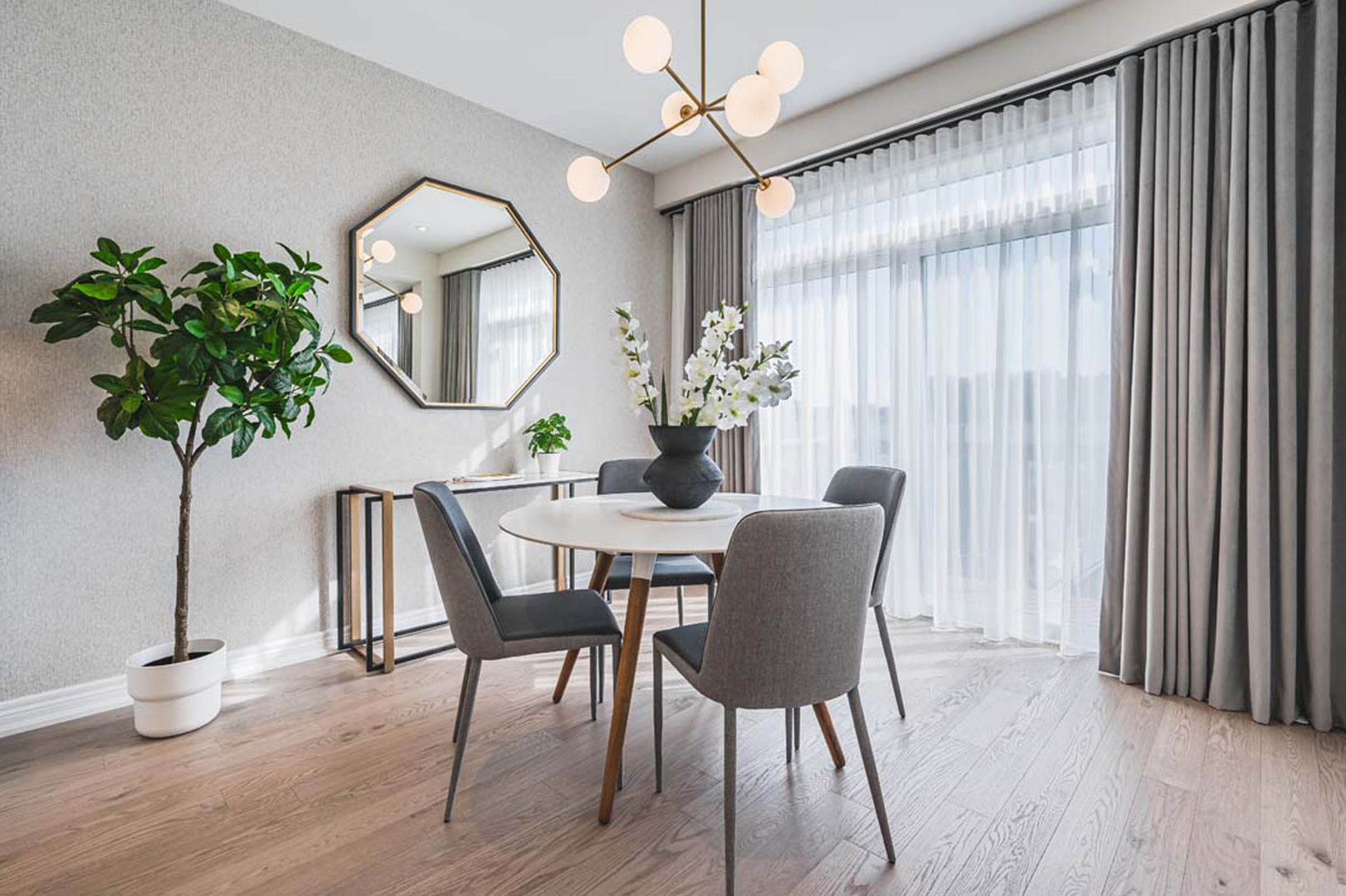 Williamsburg Green! image