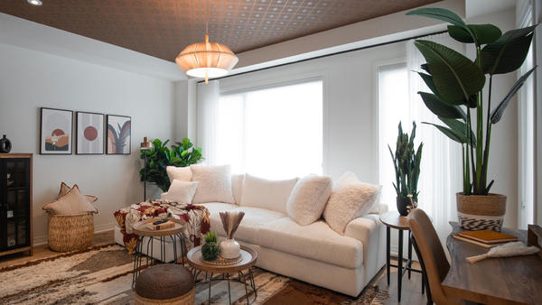 West Brant Heights image