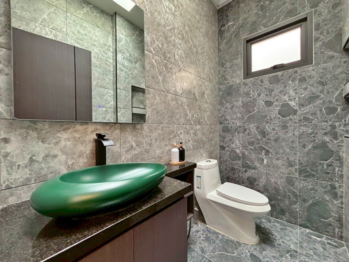 M Space Pool Villa image