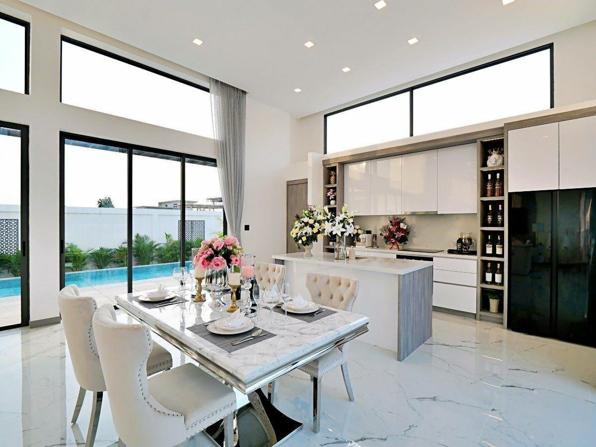 Layan Chak Nok image