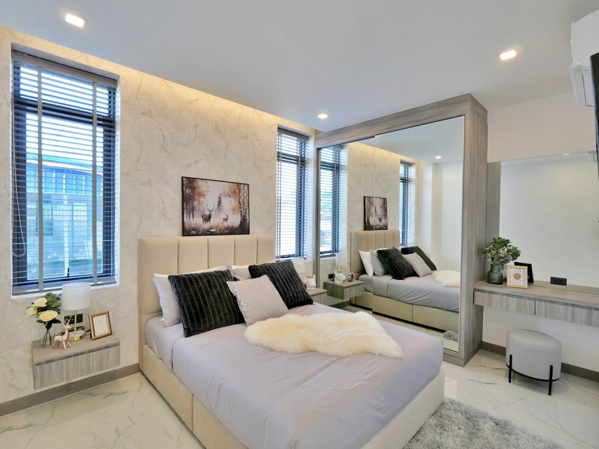 Layan Chak Nok image