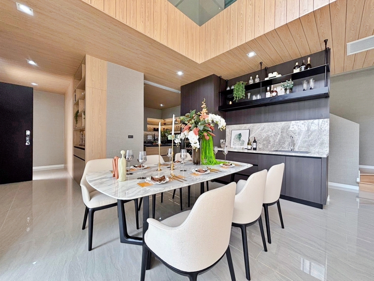 Luxury Vista Villa  image