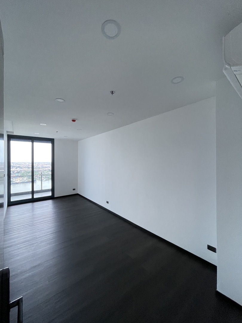 Sapphire Sathorn - Rama III image